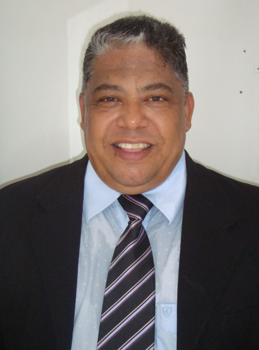 Ver. Áureo Da Silva Vilela